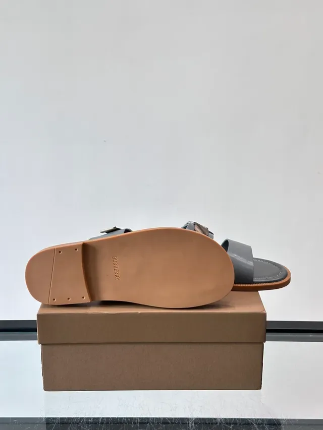 Burberry House Check Slide Navy Beige Double Sangle Boucle Sandales Casual 3