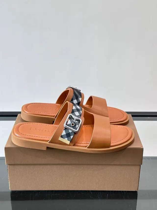 Burberry House Check Slide Navy Beige Double Sangle Boucle Sandales Casual 12