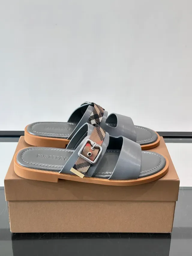 Burberry House Check Slide Navy Beige Double Sangle Boucle Sandales Casual 13