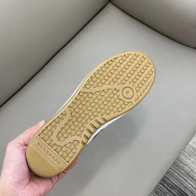 Burberry Knight Sneakers Lifestyle Noir à Carreaux 2
