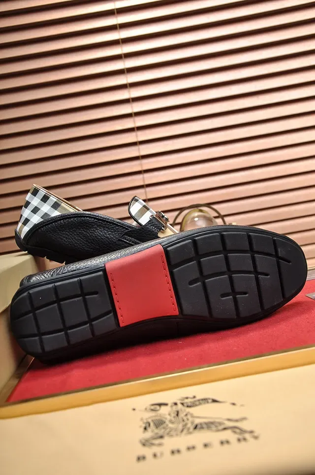 Burberry Knight House Check Black Leather Loafer 4