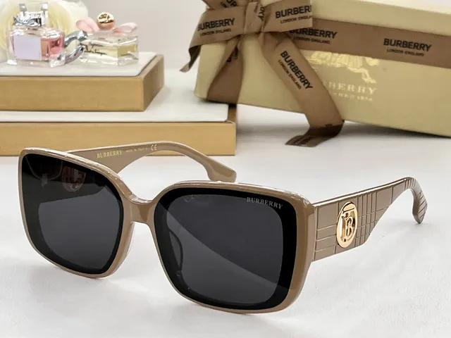 Burberry Lola Black Beige Oversized Rectangular Frame Acetate Front Sunglasses 8