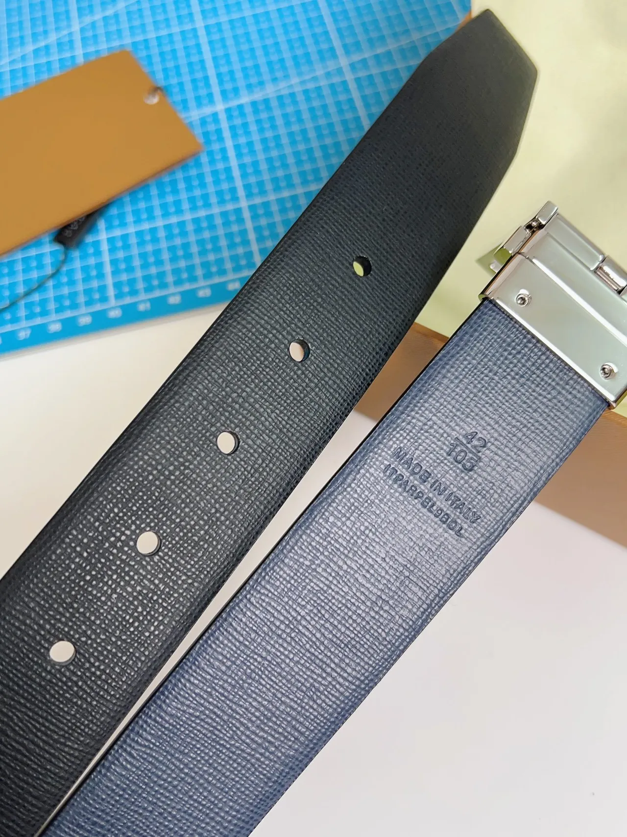 Burberry Reversible Buckle Black Textured Leather Belt 6