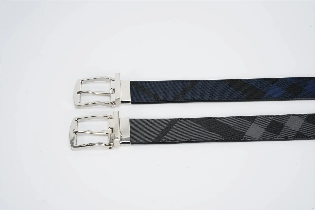 Burberry Ceinture réversible tissée navy et noir de lona 2