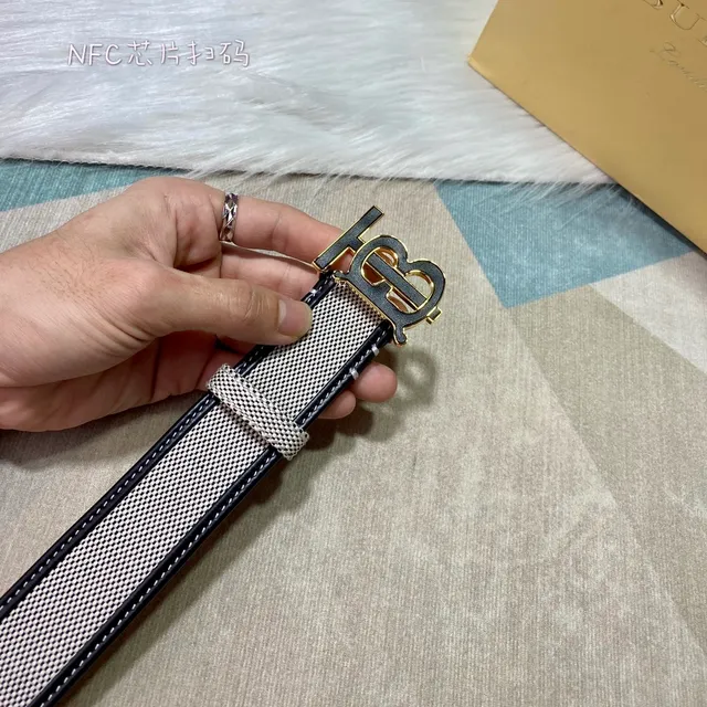 Burberry TB Monogram Ceinture Beige et Noir en Cuir Tressé 3