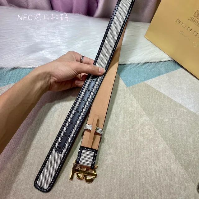 Burberry TB Monogram Ceinture Beige et Noir en Cuir Tressé 7