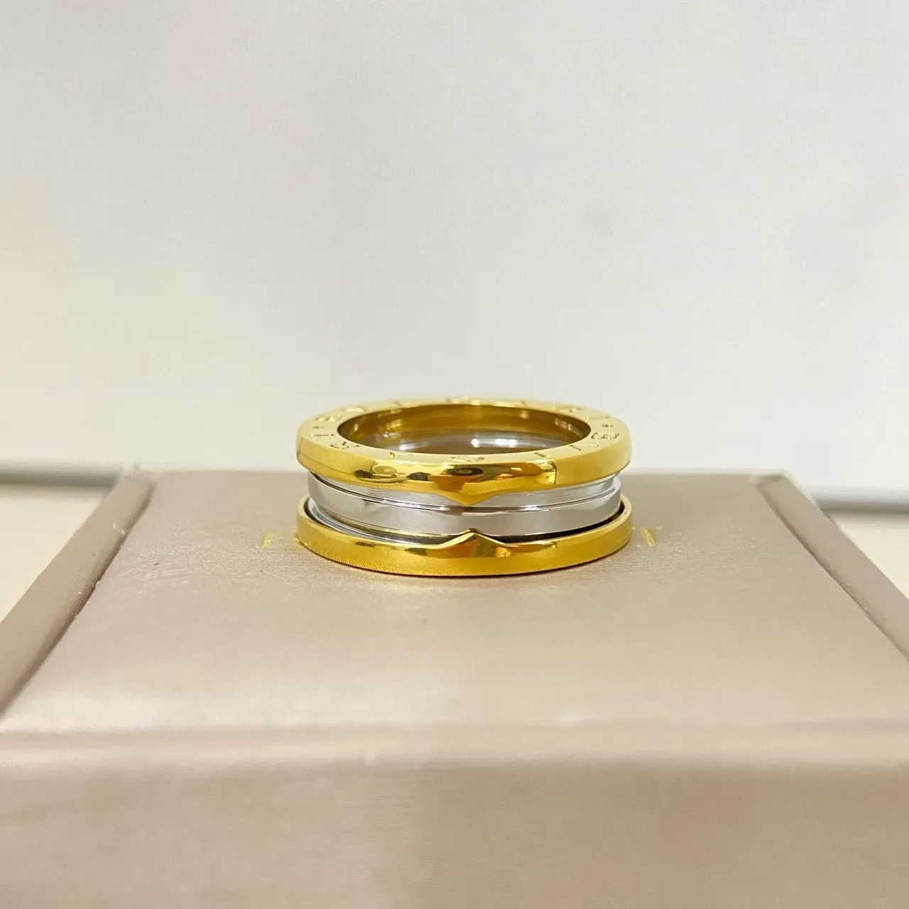 Bvlgari B.zero1 Dual-Tone Engraved Rotating Ring 2