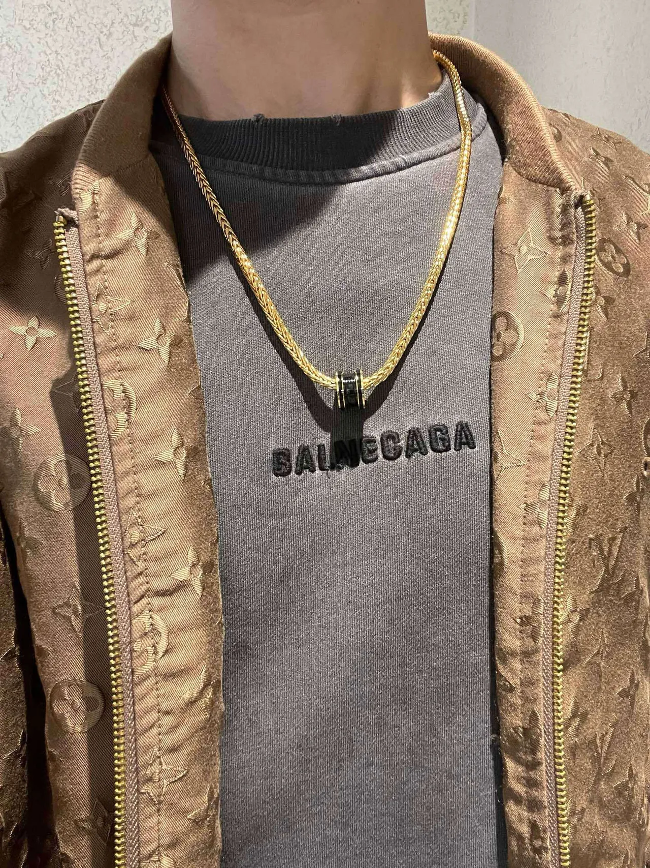 Bvlgari B.zero1 Collier chaîne de maillons de blé tressés noirs dorés en forme de baril avec pendentif 2