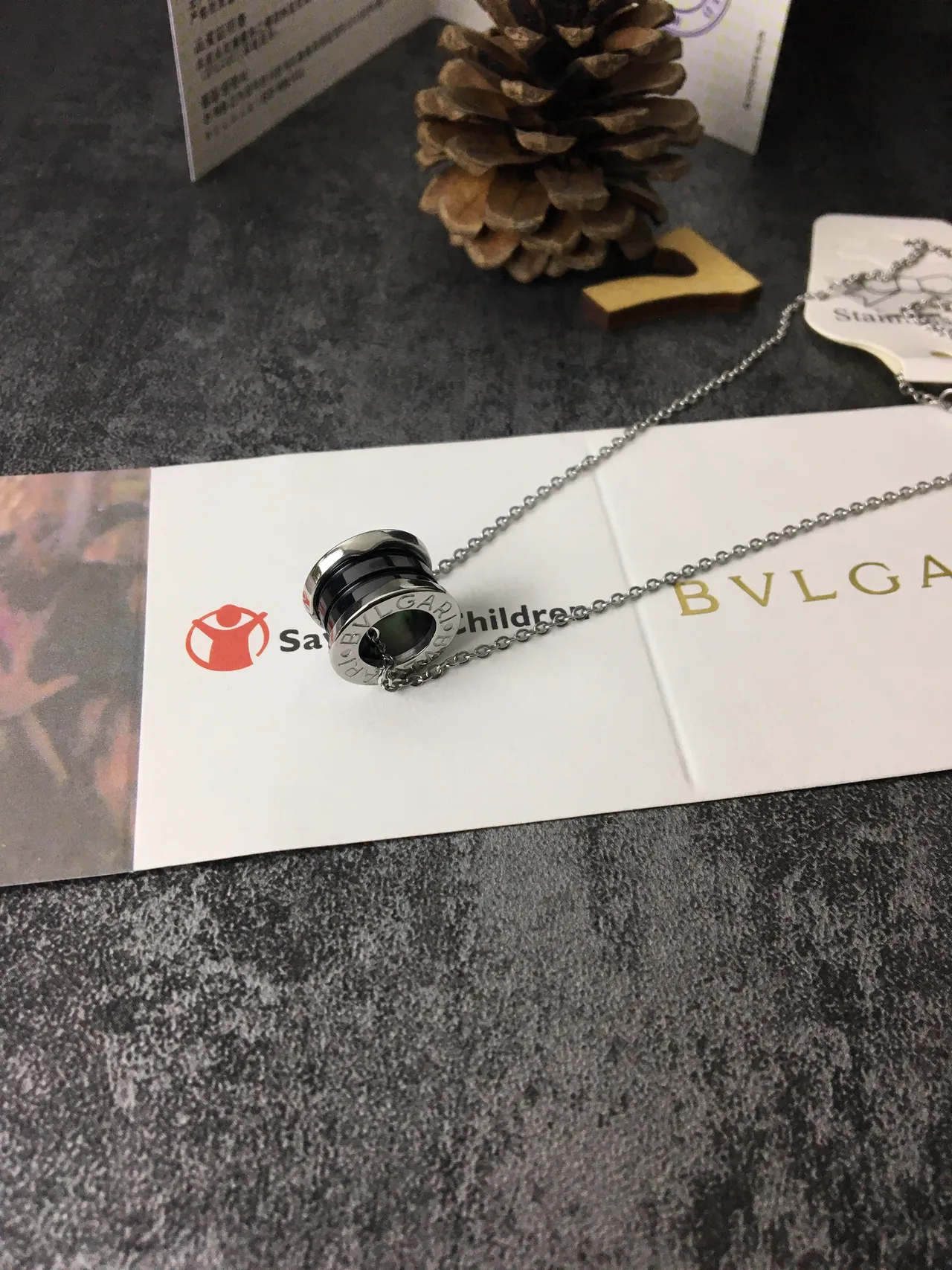 Bvlgari B.zero1 Rock قلادة سيراميك أسود وماس 4