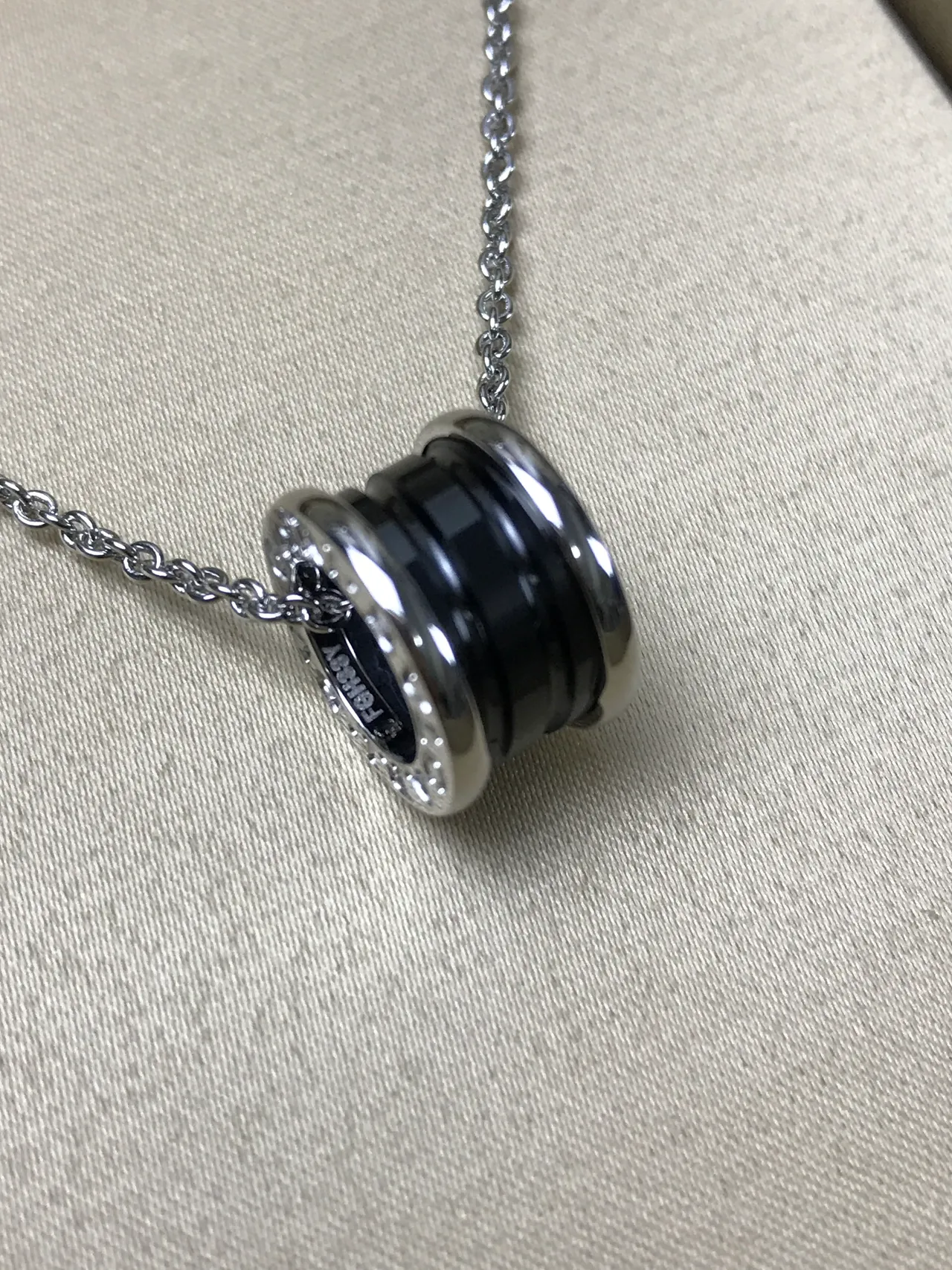 Bvlgari B.zero1 Rock قلادة سيراميك أسود وماس 11