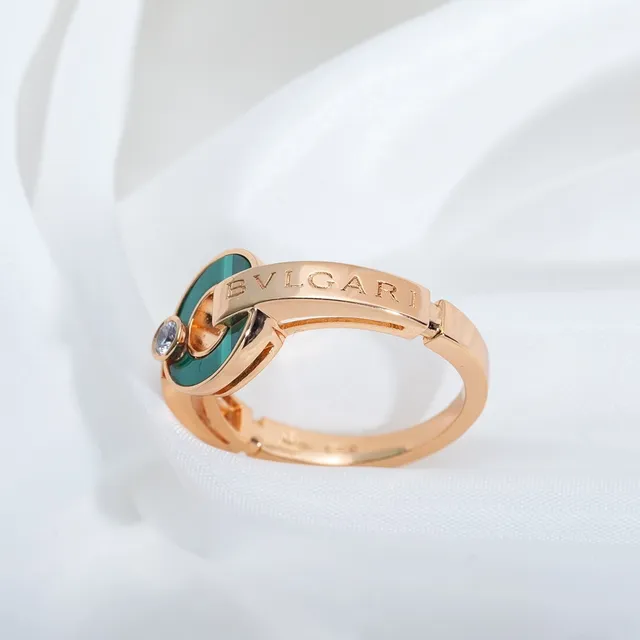 Bvlgari B.zero1 Rose Gold Malachite and Diamond Ring 7