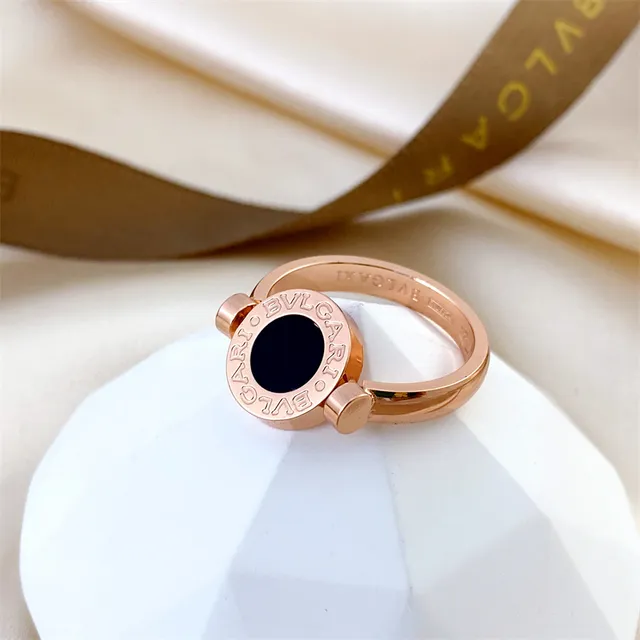Bvlgari B.zero1 ঘূর্ণনীয় বেজেল সোনা এবং কালো রিং 3