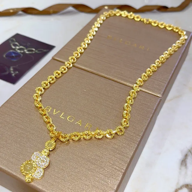 Bvlgari Chaîne en maillons de corde texturée en or et argent pendentif circulaire de style pièce de monnaie en cascade 5