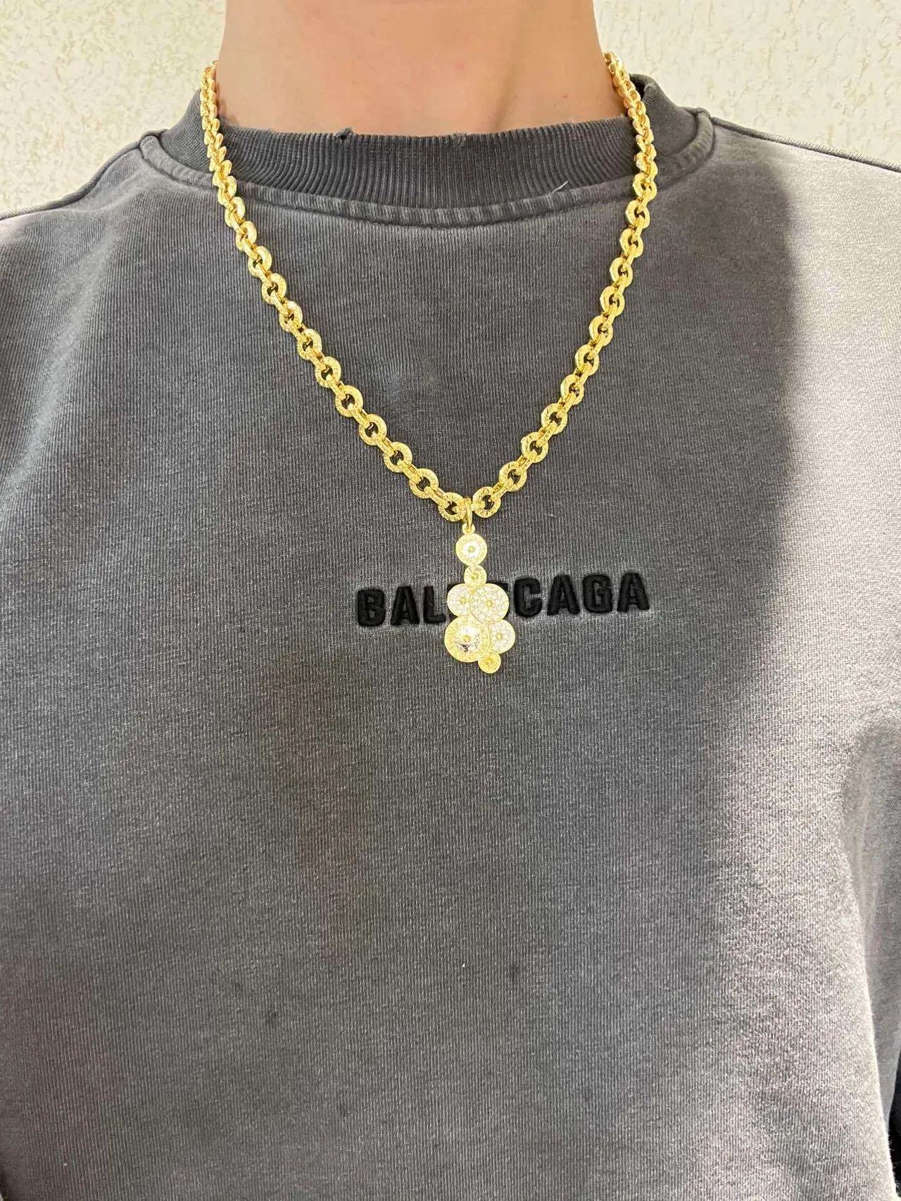 Bvlgari Chaîne en maillons de corde texturée en or et argent pendentif circulaire de style pièce de monnaie en cascade 9