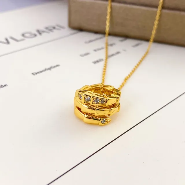 Bvlgari Serpenti Colares pingentes em espiral pavé 3