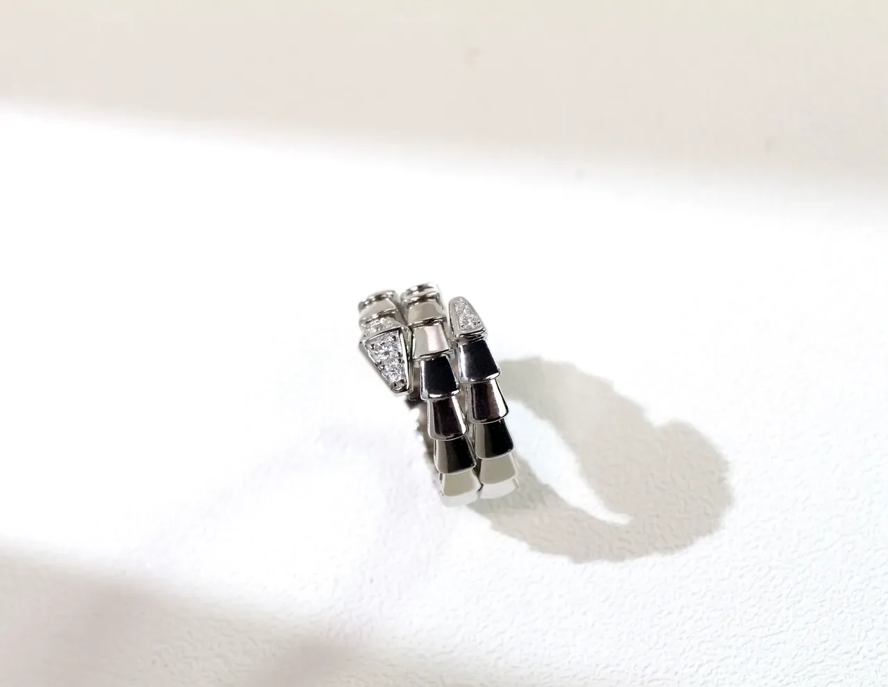 Bvlgari Serpenti Coiled Scale Motif Diamond Ring 3