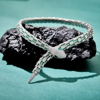 Bvlgari Serpenti High Jewelry Emerald and Diamond Snake Necklace