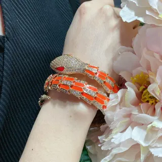 Bvlgari Serpenti কমলা এনামেল এবং পাভে ডায়মন্ড কুঁচকানো সাপ ব্রেসলেট