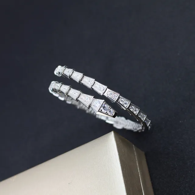 Bvlgari Serpenti Pavé Diamants Or Blanc Bracelet Spirale 6