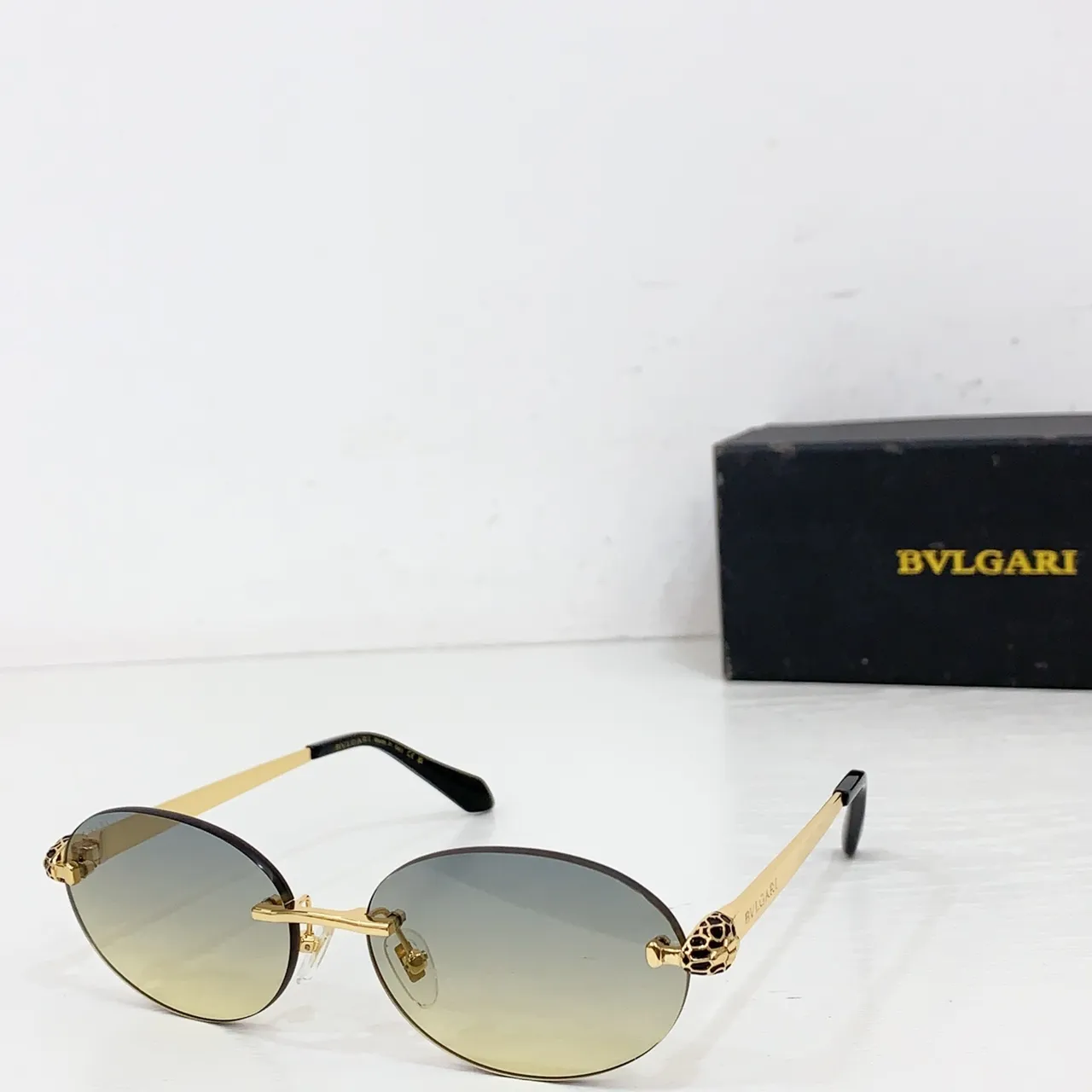 Bvlgari Serpenti Lunettes de Soleil Sans Monture Ovales Lentille Gradient 7