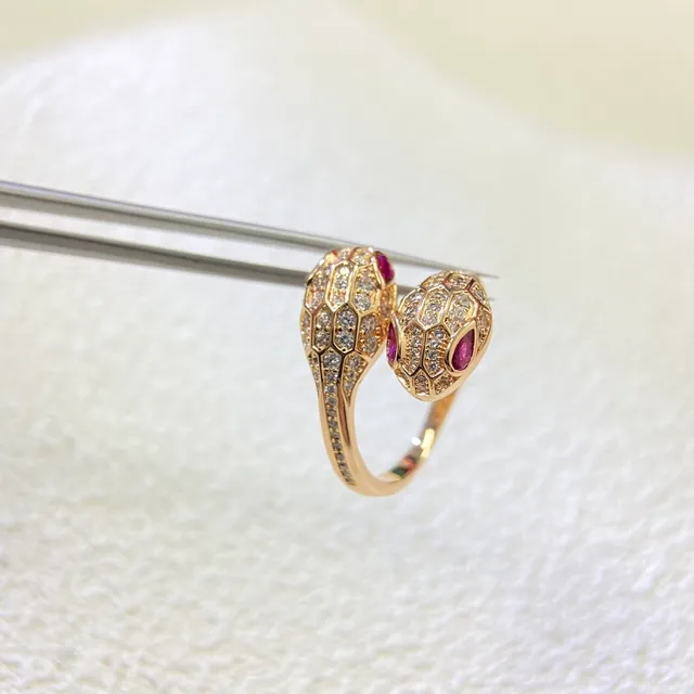 Bvlgari Serpenti فضة ذهب نقشة ثعبان متلفف ماسات مرصعة خاتم 4