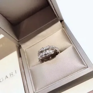 Bvlgari Serpenti Silver Transparent Paved Diamond Geometric Interlocking Band Ring