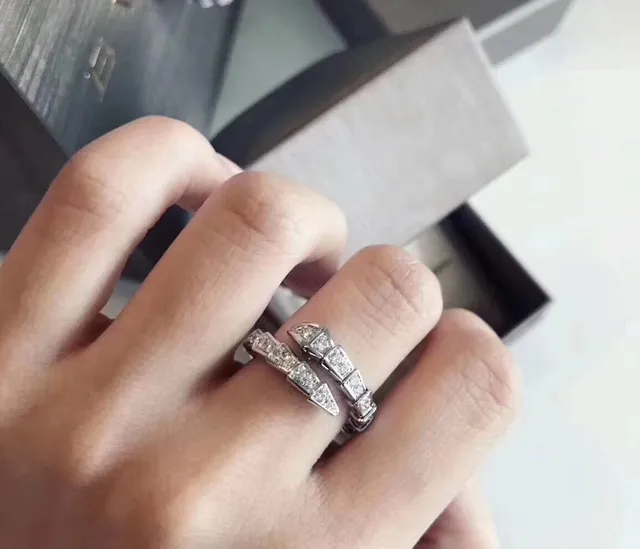 Bvlgari Serpenti Silver Transparent Paved Diamond Geometric Interlocking Band Ring 2