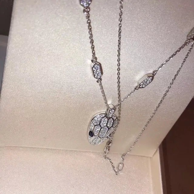 Bvlgari Serpenti Viper Pavé Diamant Tête de Serpent Collier 4