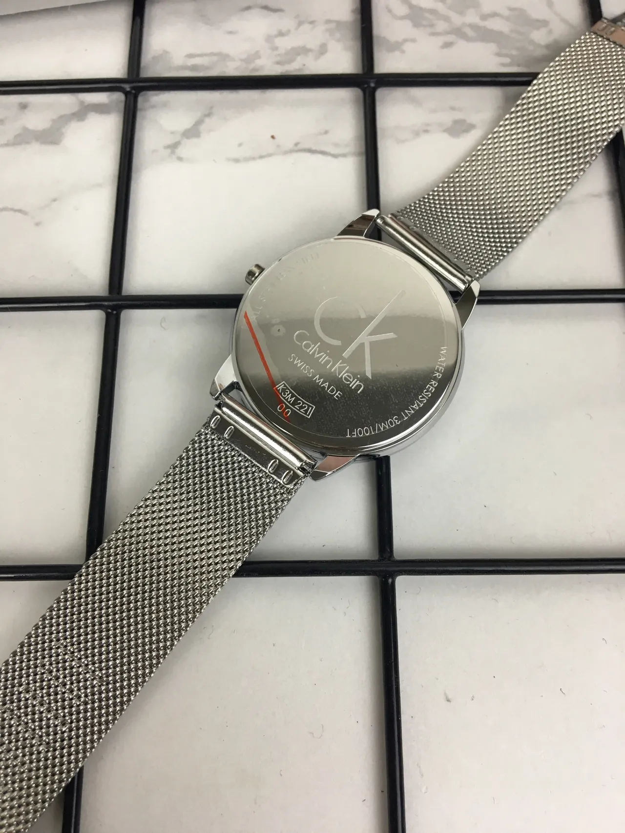 Calvin Klein Minimalist Silver-Tone Mesh Strap Quartz Watch 9