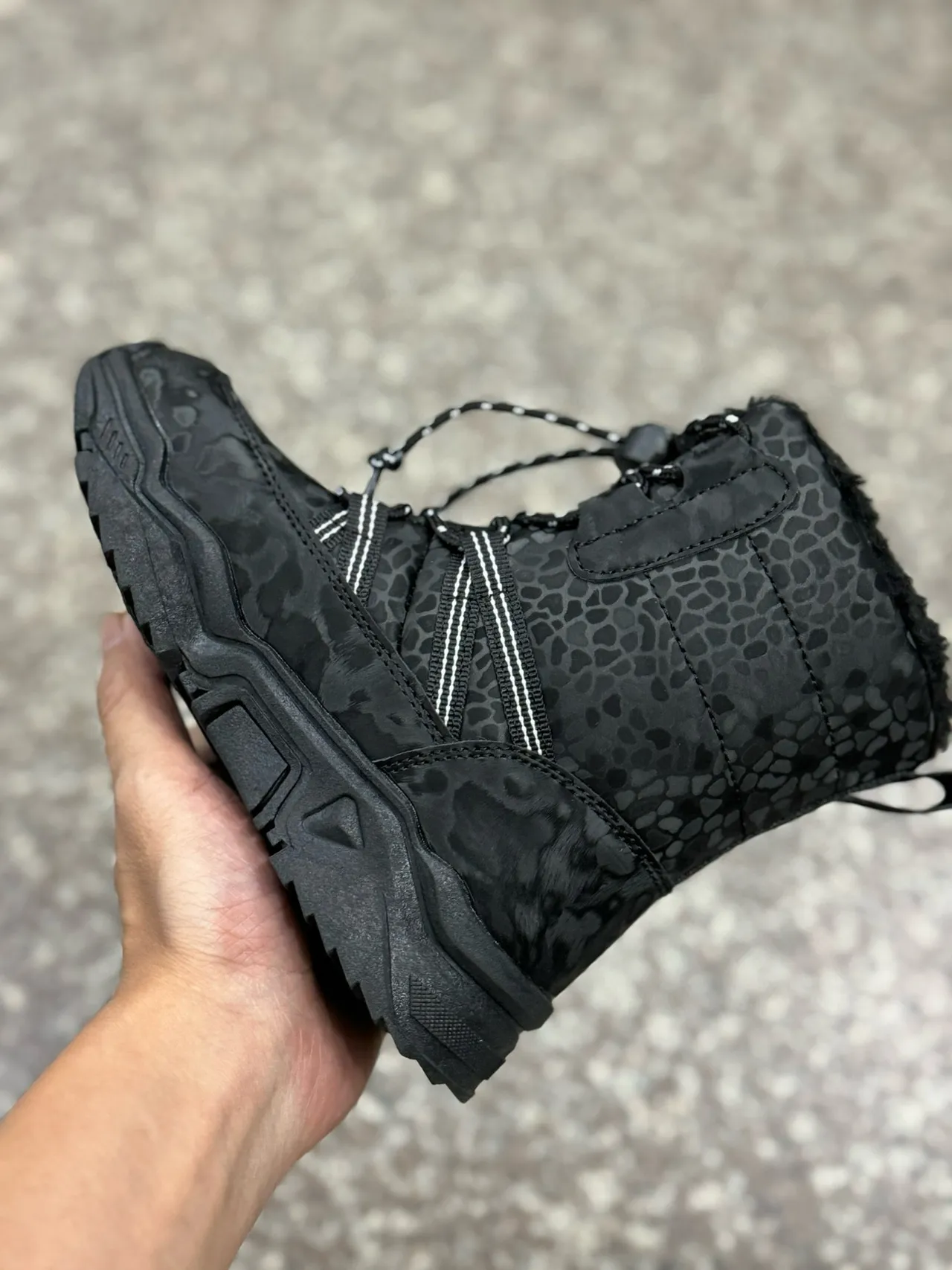 Canada Goose Arctic Program Estampado de Leopardo Botas de Nieve Negro para Niños 5