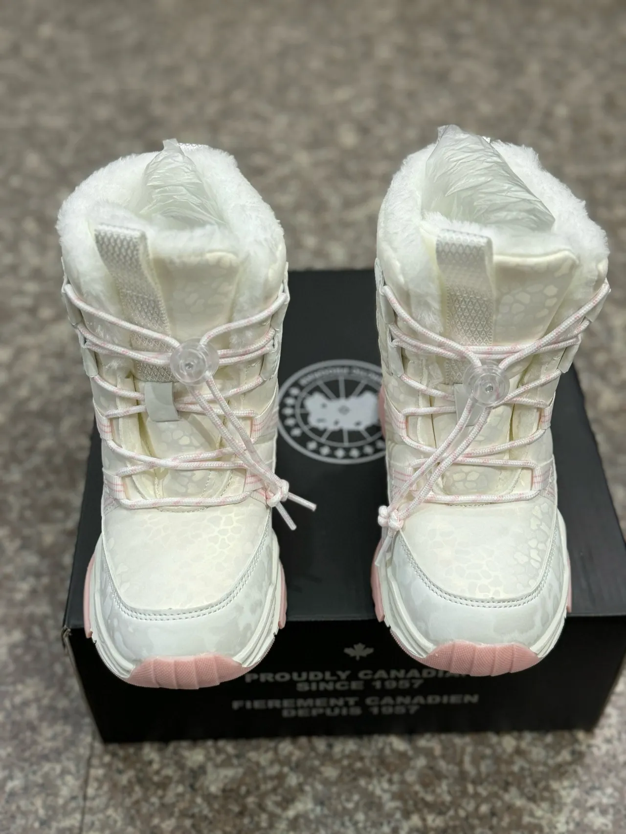 Canada Goose Arctic Program Estampado de Leopardo Botas de Nieve Negro para Niños 14