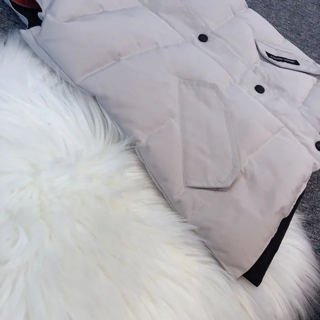 Canada Goose Purple Black Quilted High-Collar Vest 8