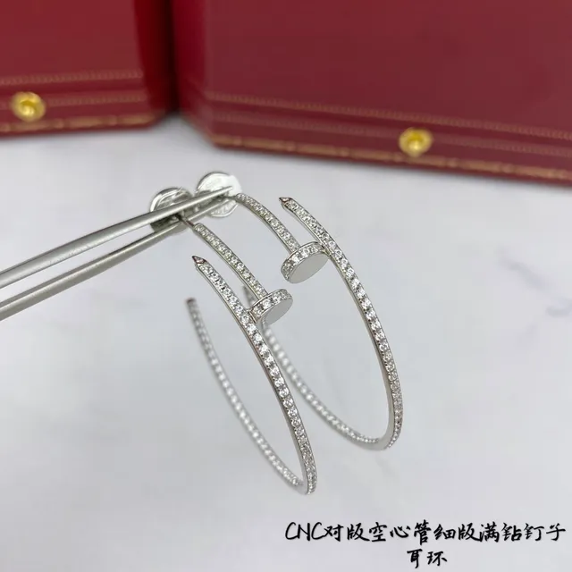 Boucles d'oreilles Cartier Juste un Clou Pavé diamants or 9