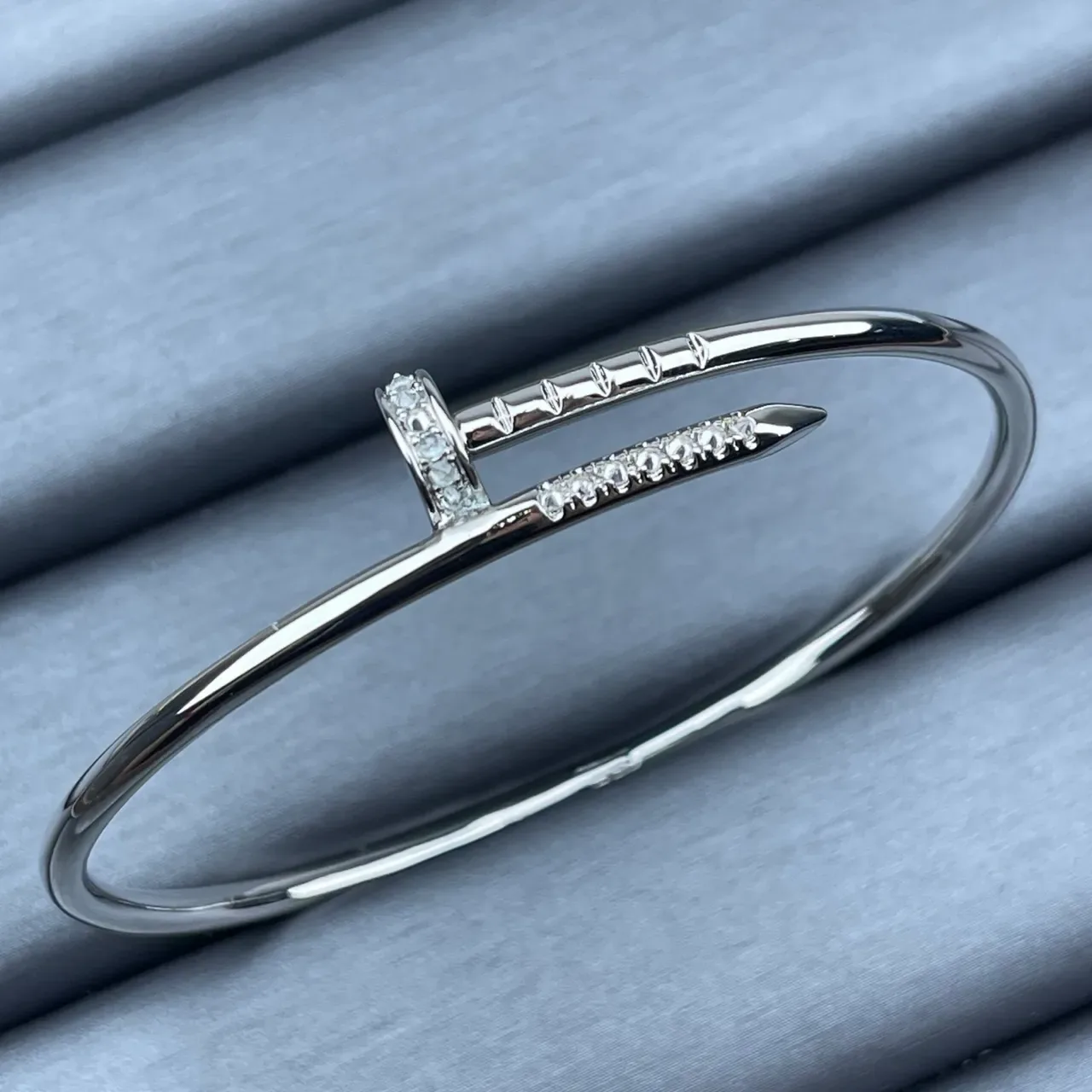 Cartier Juste un Clou Pavé Motivo de Unha Braceletes Abertos 3