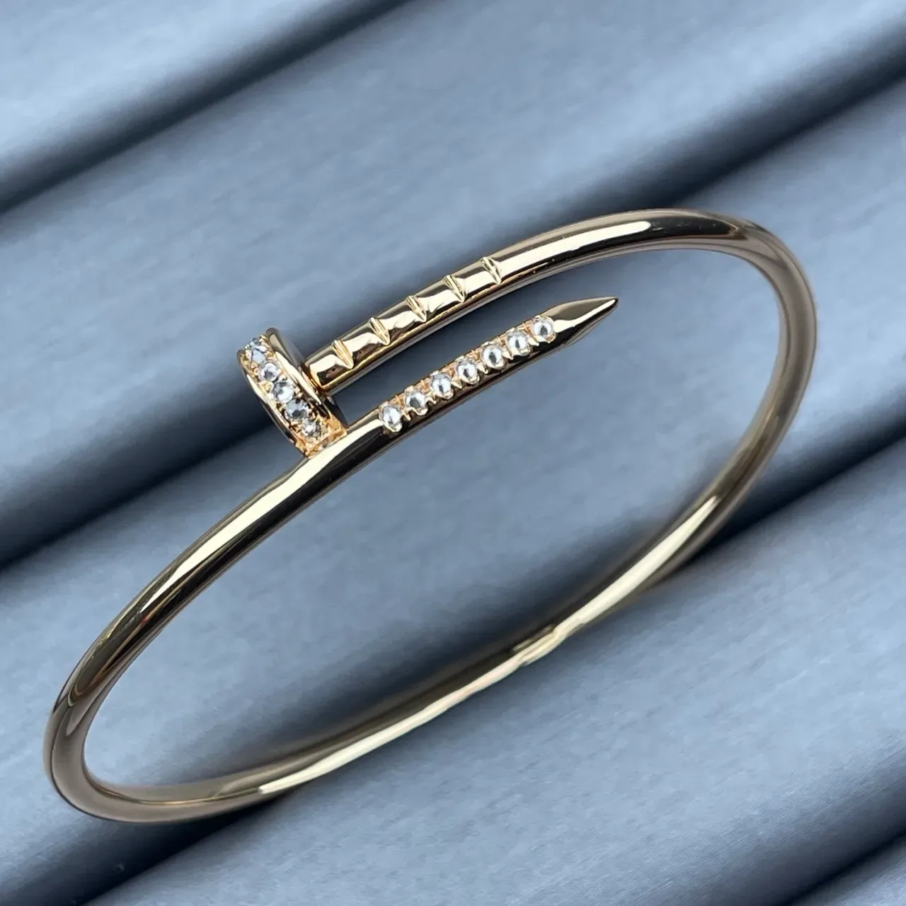 Cartier Juste un Clou Pavé Motivo de Unha Braceletes Abertos 4