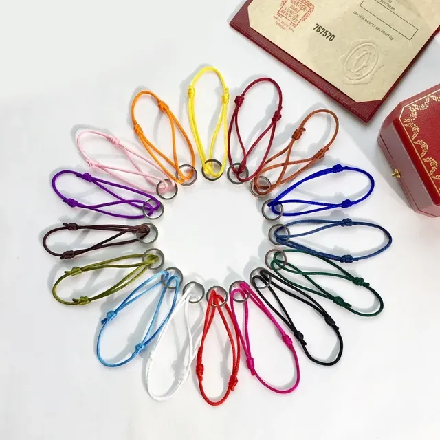 Cartier Love bracelet cordon fuchsia anneaux entrelacés 4