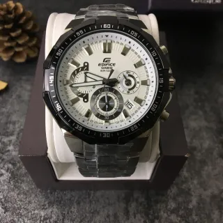 Casio Edifice Cronógrafo Dial Blanco Bisel Negro Reloj de Cuarzo