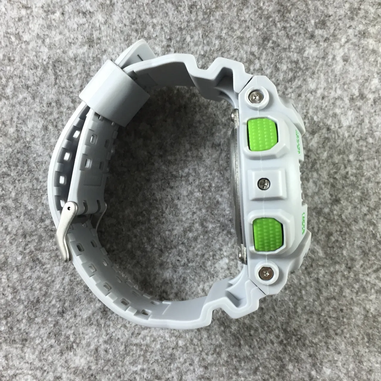 Casio G-Shock GA-100 Gris clair et vert citron Montre de sport 10