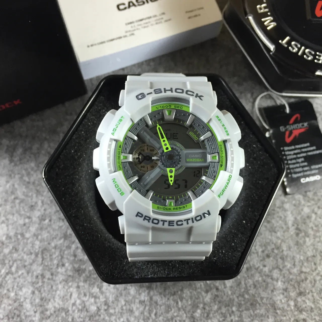 Casio G-Shock GA-100 Gris clair et vert citron Montre de sport 13