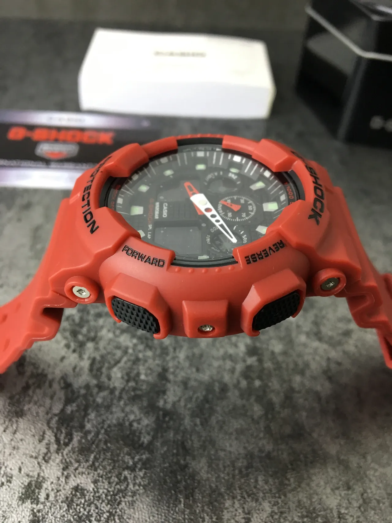 Casio G-Shock GA-100 ساعة رياضية برتقالية من الراتنج 4