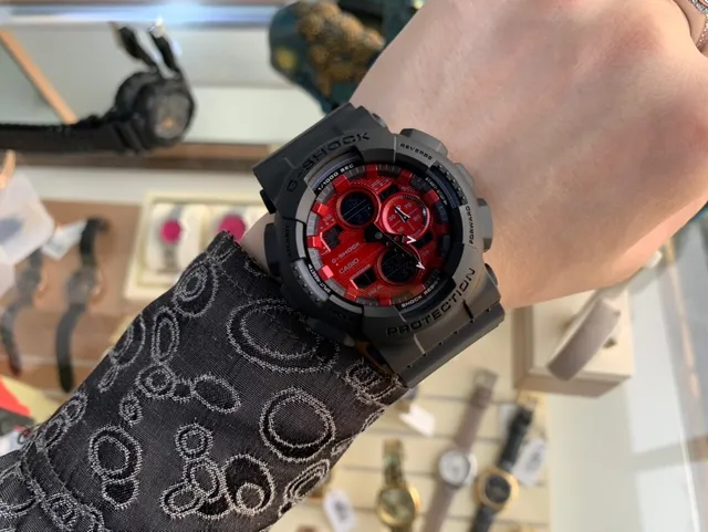 Casio G-Shock GA-100 Relógio esportivo vermelho e preto 3