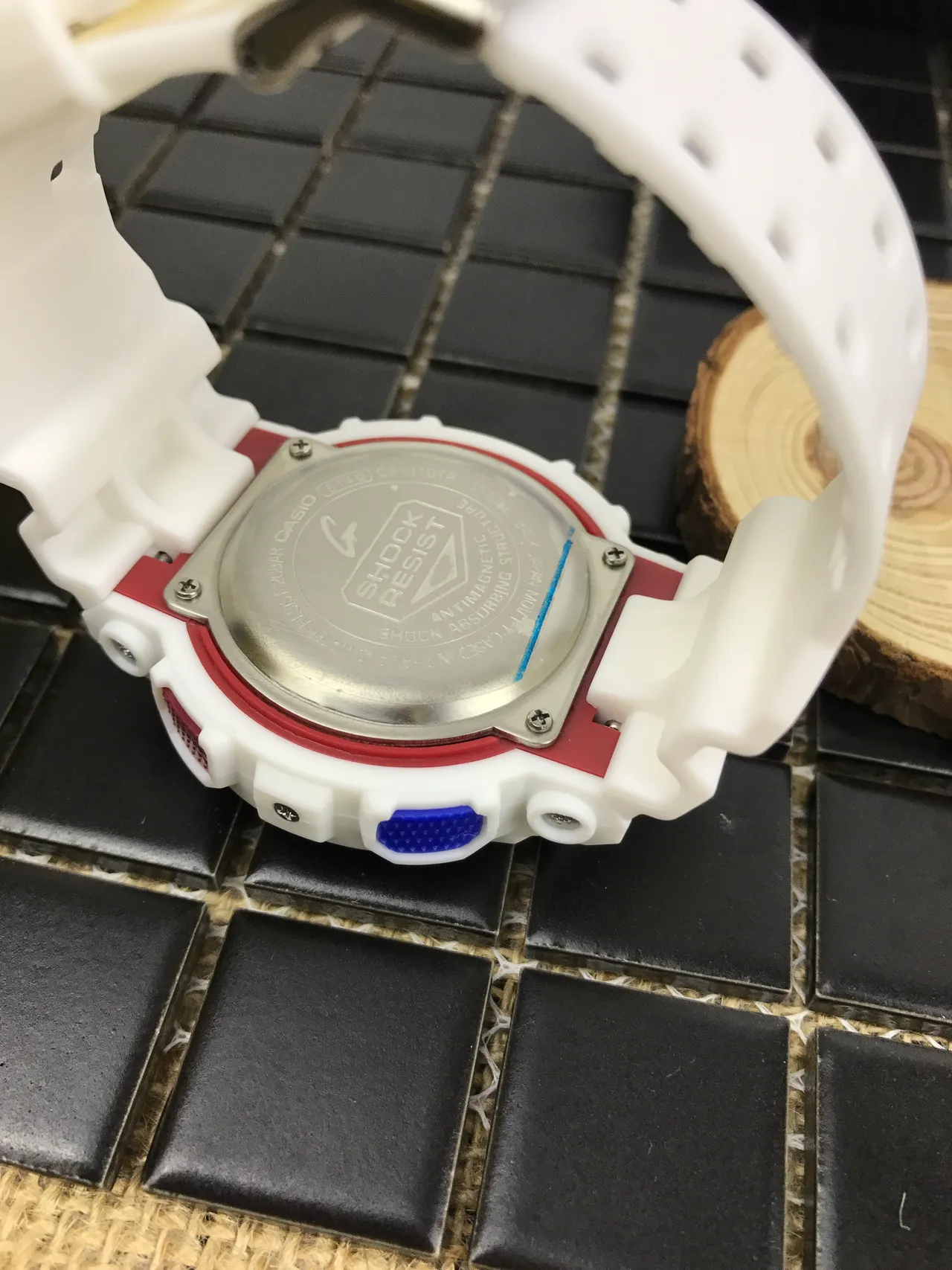 Casio G-Shock GA-110 White Red Blue Sports Watch 14