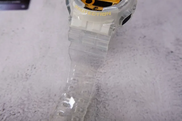 Casio G-Shock GA-2100 Boîtier en Résine Transparente Dorée Cadran Montre 5