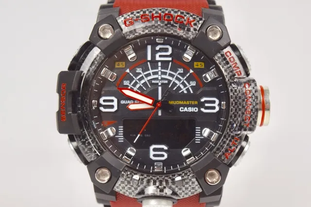 Casio G-Shock Mudmaster fibre de carbone et montre sportive rouge 3