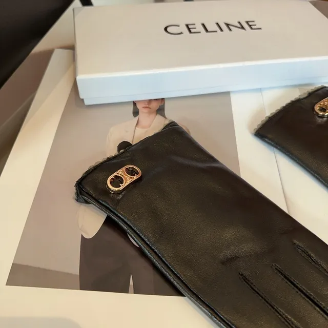 Celine Triomphe Luvas de couro preto e branco lisas com punho franzido 3