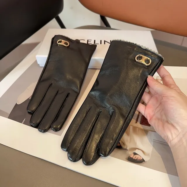 Celine Triomphe Luvas de couro preto e branco lisas com punho franzido 7