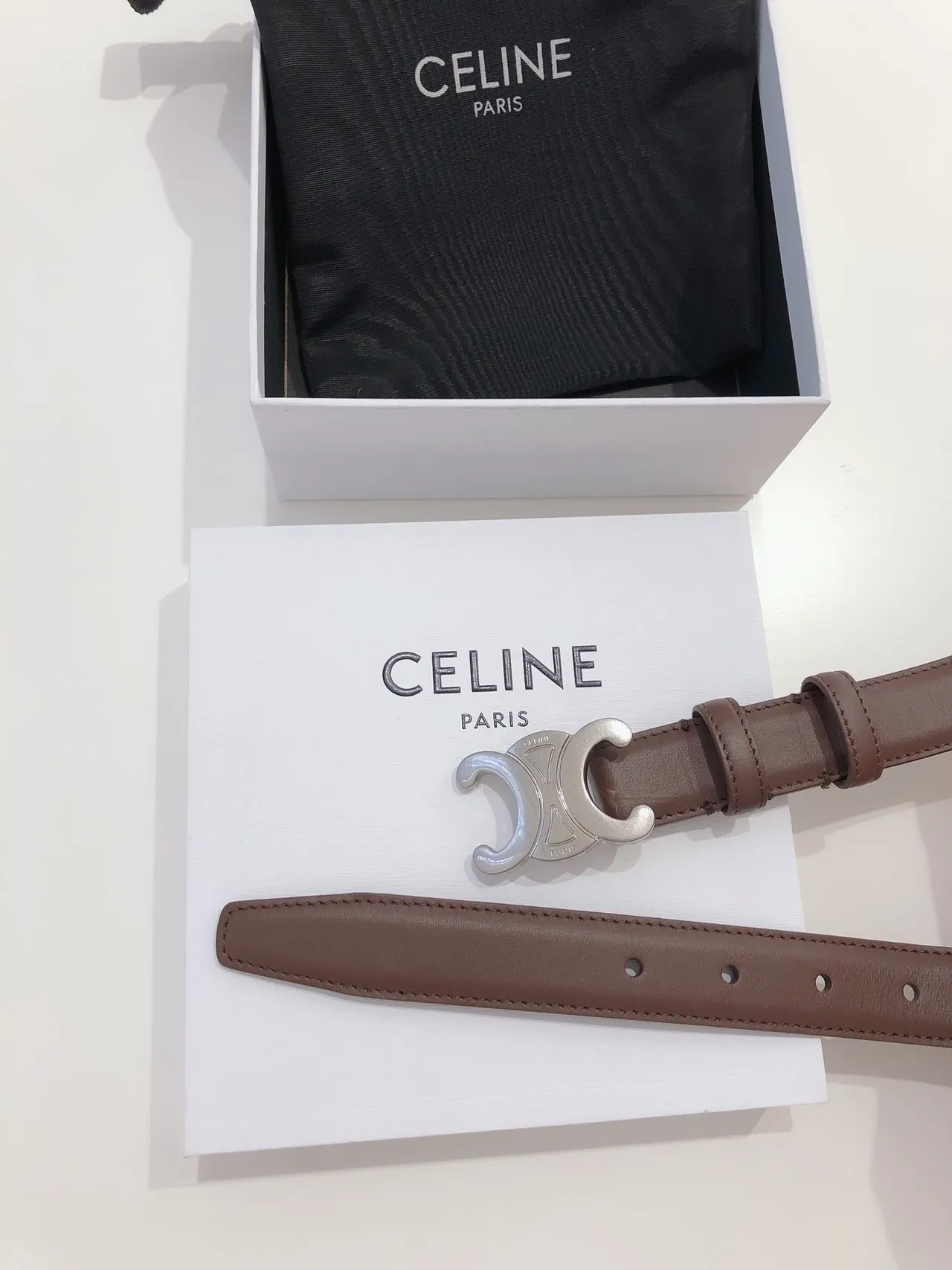 Celine Triomphe বাদামী রূপালী Interlocking ডাবল-সি বাকেল চকচকে চামড়ার বেল্ট 4