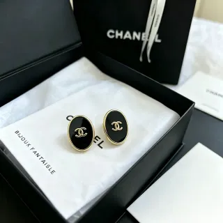 Chanel 黑色金色椭圆形搪瓷耳钉