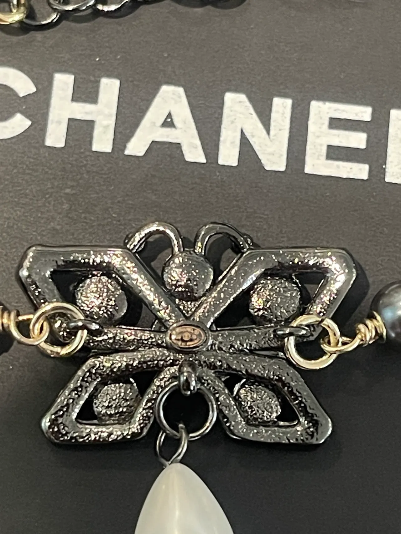 Chanel Black White Beaded Chain Pavé Crystal Floral Motif Bracelet 4