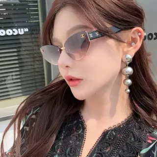 Chanel Cat-Eye Gradient Lens Sunglasses